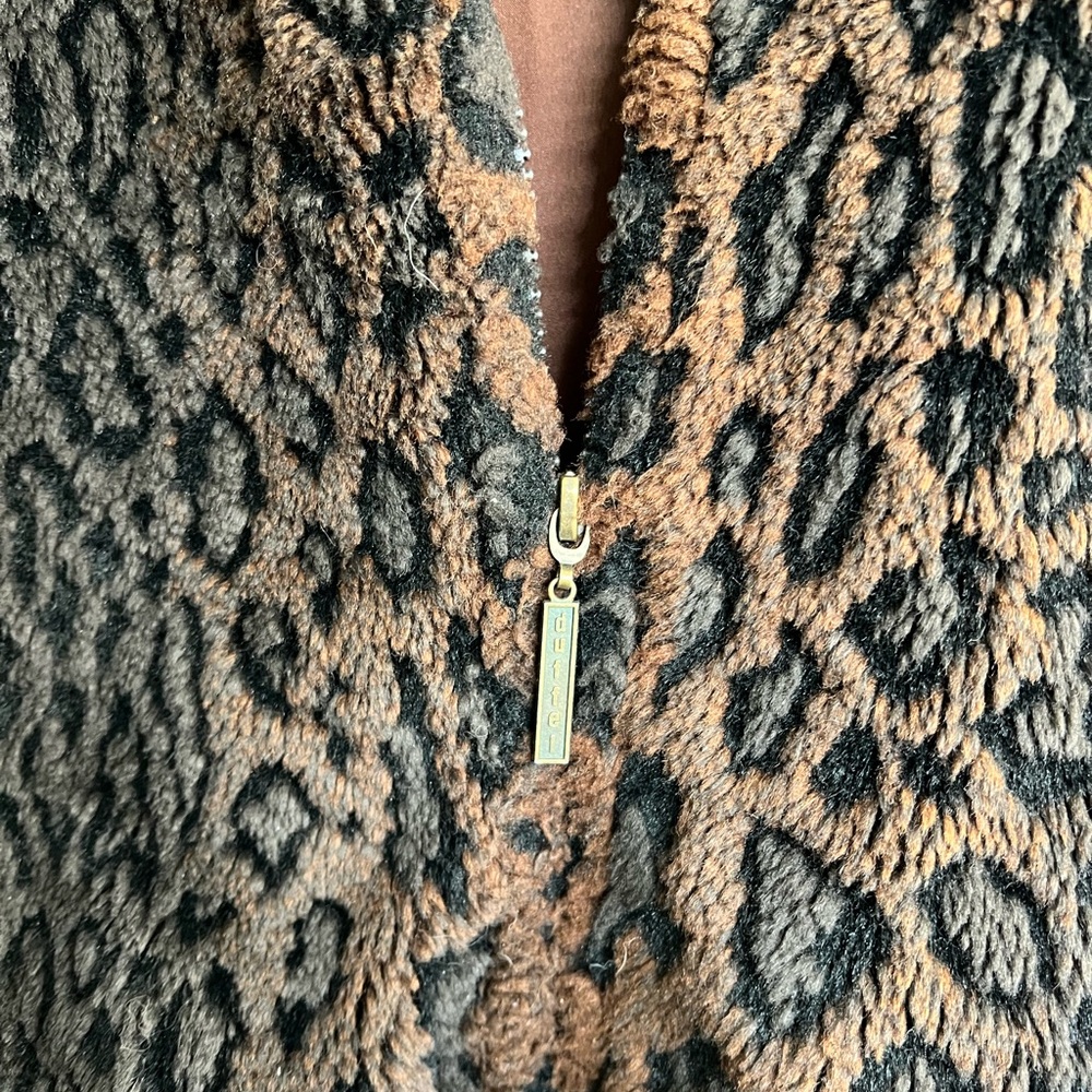 Vintage Cheetah Zip Up Vest - L/XL - Picture 9 of 11